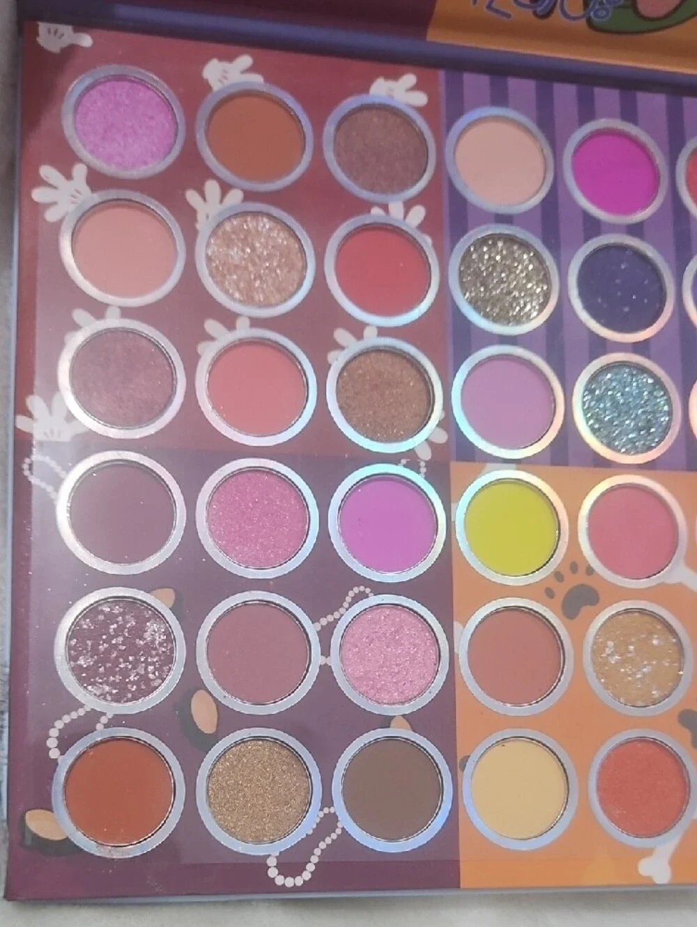 Disney Mickey and Friends Eyeshadow Palette - Multicolor